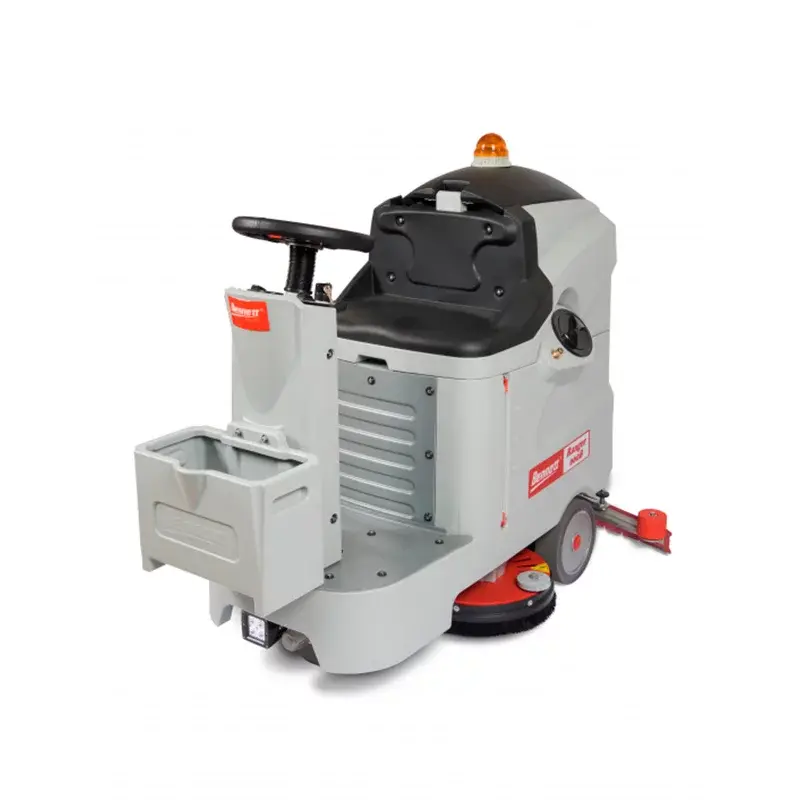Аккумуляторная поломоечная машина с местом оператора Bennett Ranger R660b (с литиевым АКБ 120 а/ч)